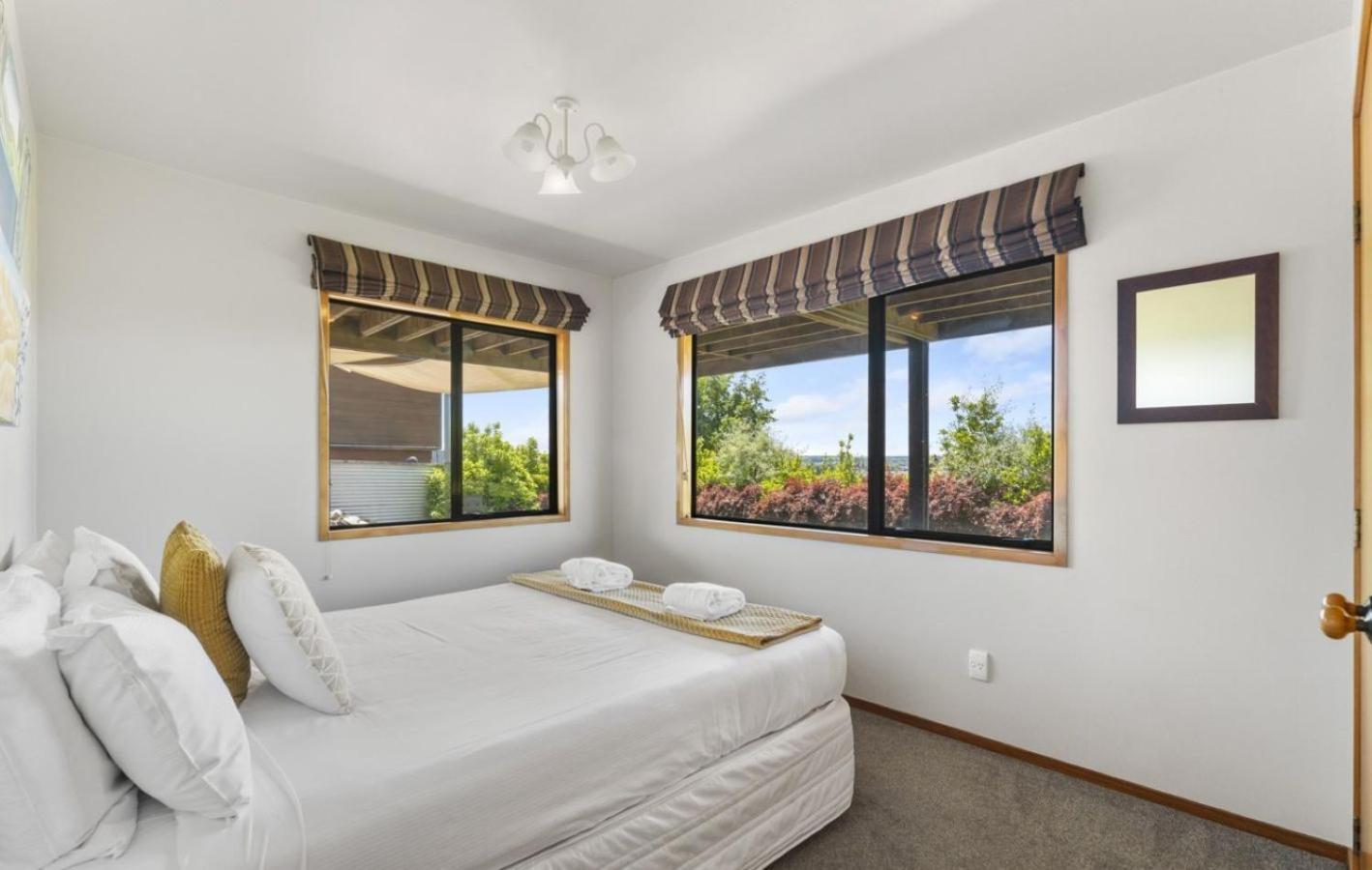 Acacia Sunrise - Taupo Villa Eksteriør bilde